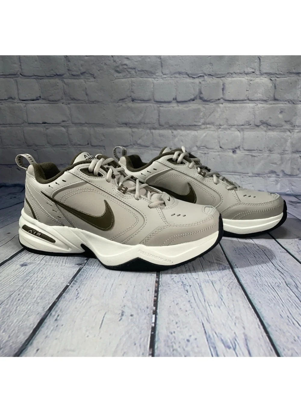 Nike Air Monarch IV Athletic Shoes Moon Particle Dark Hazel 415445-200 Mens 9.5
